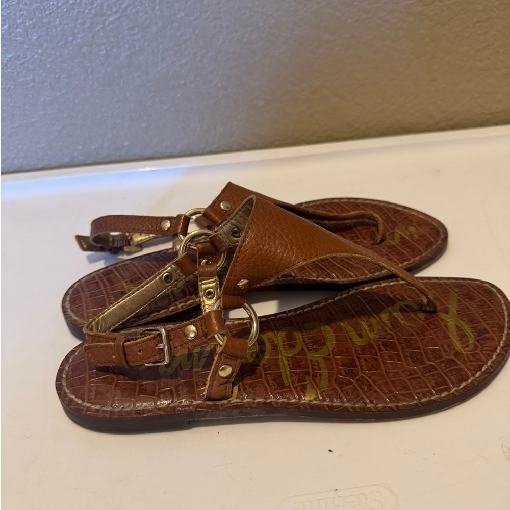 Sam Edelman Tan Brown Leather Ring-Accent T-Strap Sandals